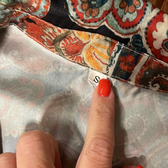 SHEIN multi paisley floral Boho satin feel button down shirt oversized Small - Picture 9 of 11